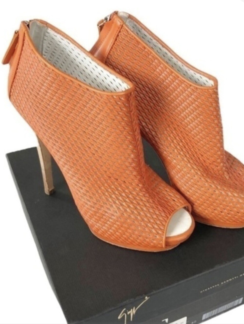Giuseppe Zanotti Orange Leather Peep Toe B…